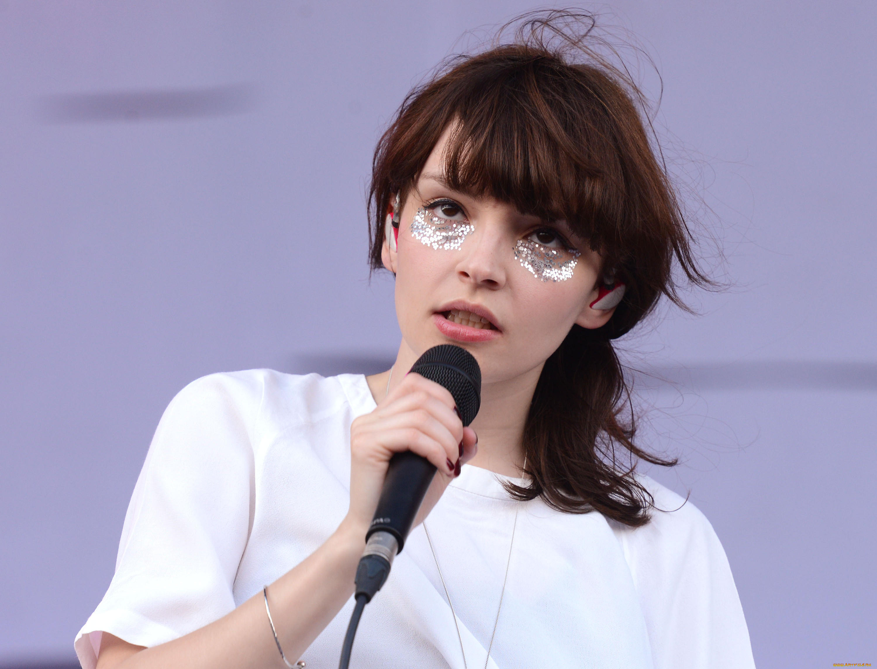 lauren mayberry, , 